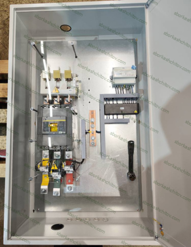 Изображение Щит учета 200 кВт 500А 380в IP31 трехфазный, одно тарифный. Ввод-сверху, выход снизу без GSM SS-30954 