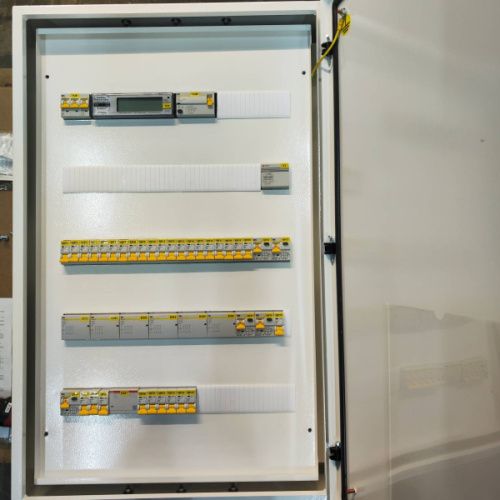 Изображение Щит трехфазный ВРЩ 32А ЩРН-120 Easyline IP54 навесной, белый SS-23725 